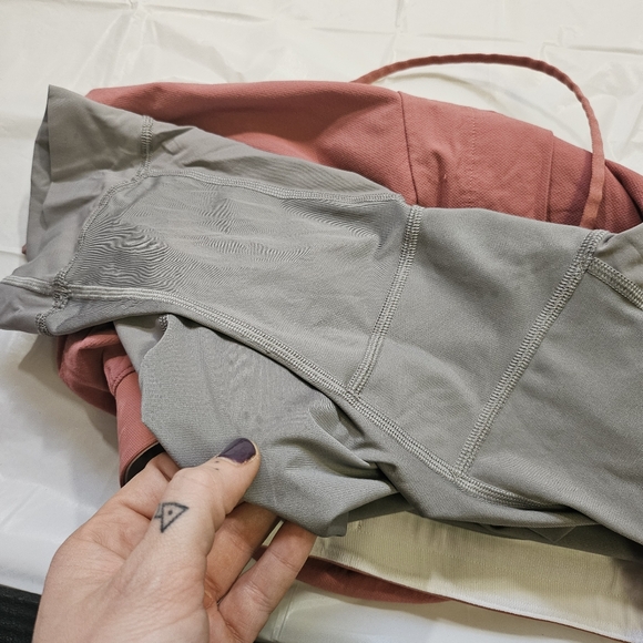 Lululemon License To Train Lined Short 7" (Brier Rose) Size S - Picture 8 of 13